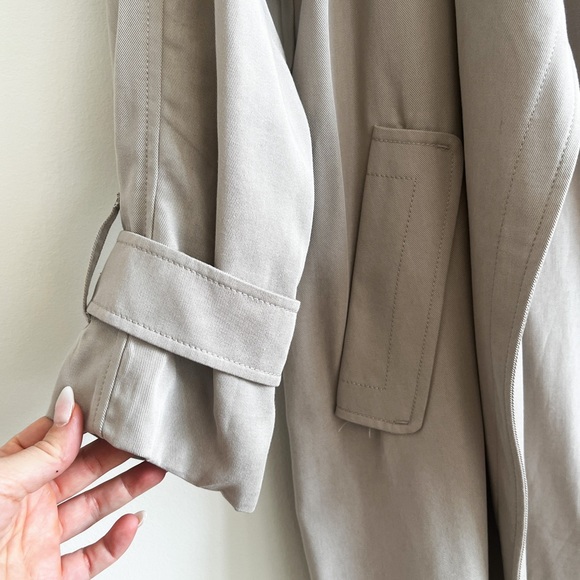 🏷️ SOLD • BABATON • Lawson Trench Coat in Concrete • Small - Picture 8 of 12